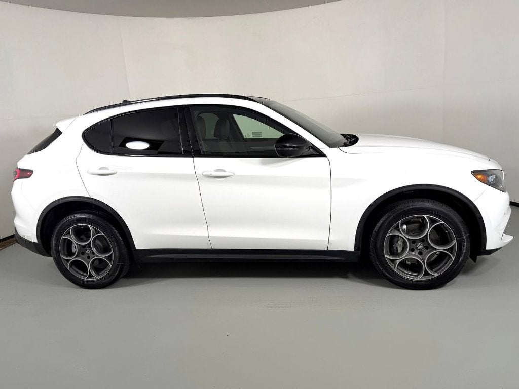 2026 Alfa Romeo Stelvio AWD