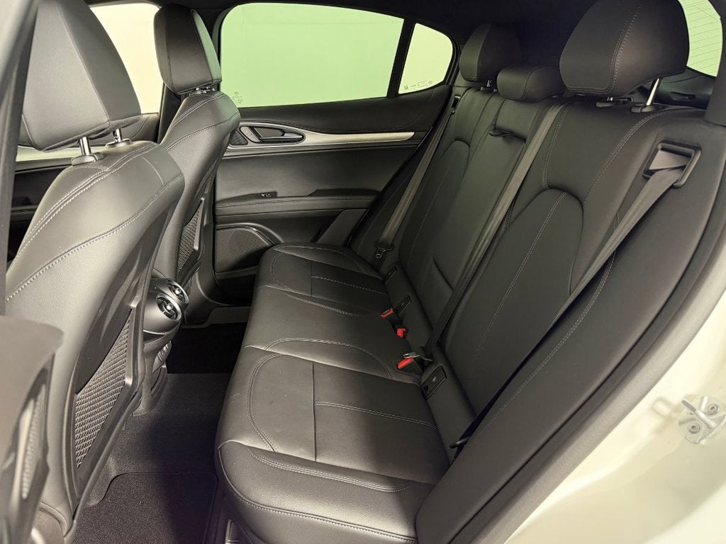 2026 Alfa Romeo Stelvio AWD
