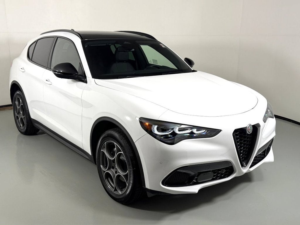 2026 Alfa Romeo Stelvio AWD