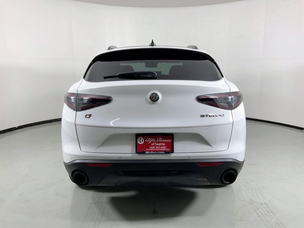 2025 Alfa Romeo Stelvio AWD