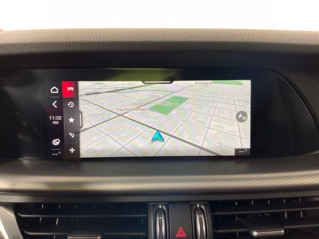 2025 Alfa Romeo Stelvio AWD