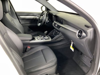 2025 Alfa Romeo Stelvio AWD