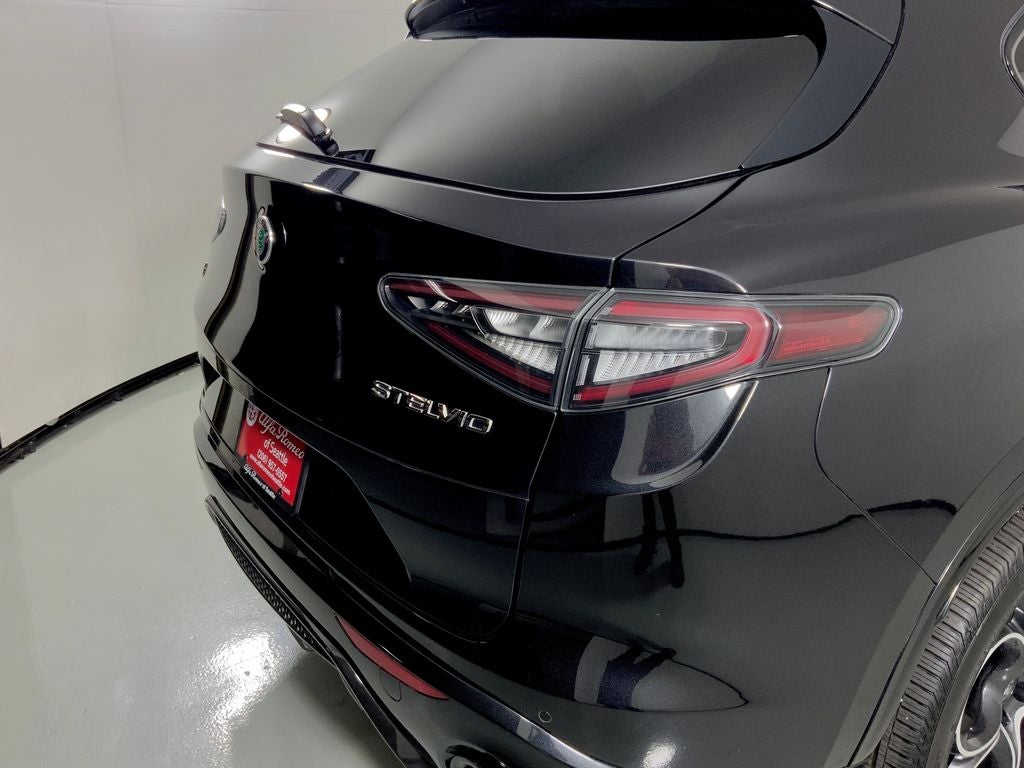 2026 Alfa Romeo Stelvio Veloce
