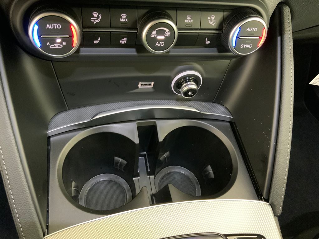 2026 Alfa Romeo Stelvio Veloce
