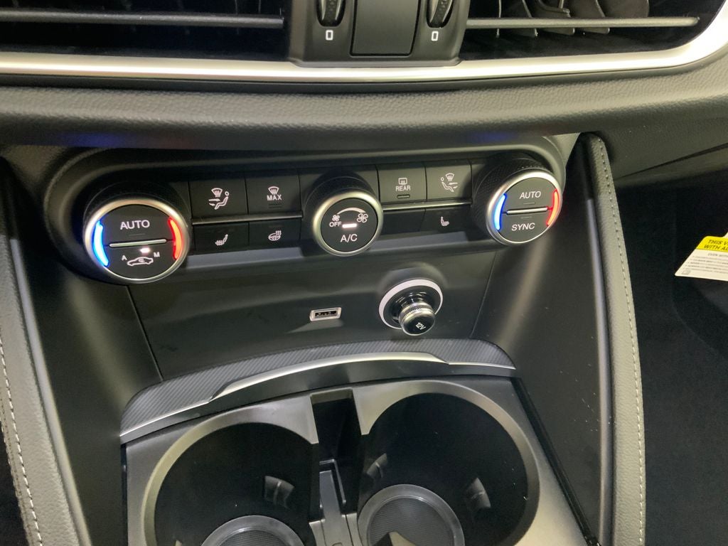 2026 Alfa Romeo Stelvio Veloce