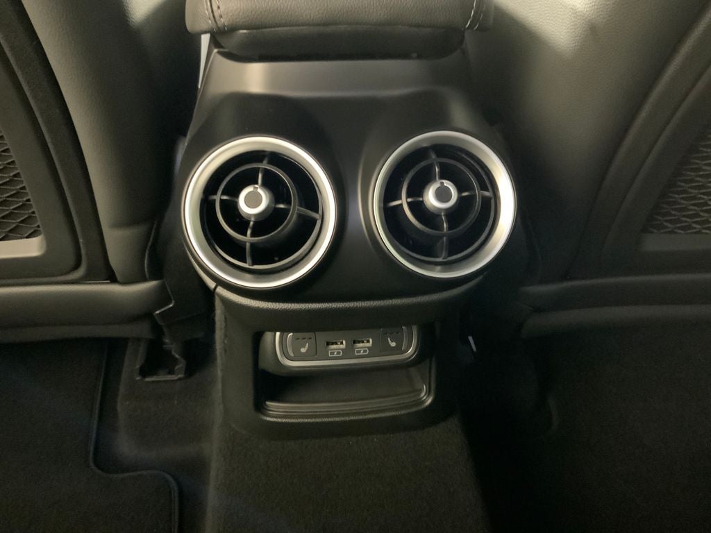 2026 Alfa Romeo Stelvio Veloce
