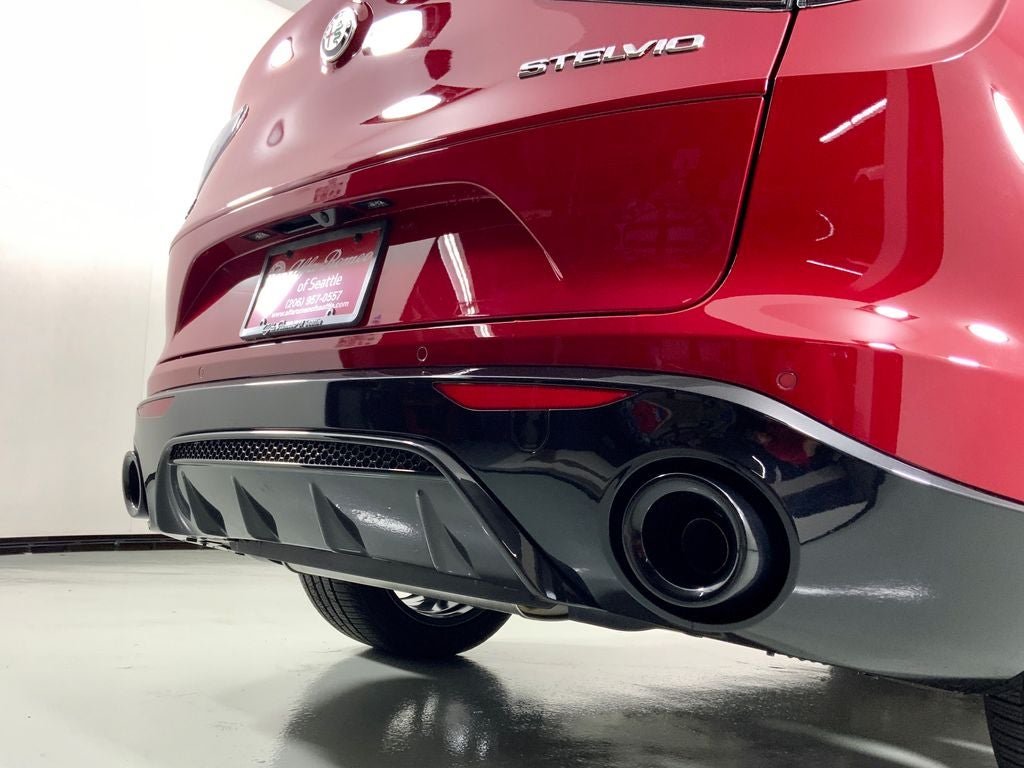2026 Alfa Romeo Stelvio Veloce