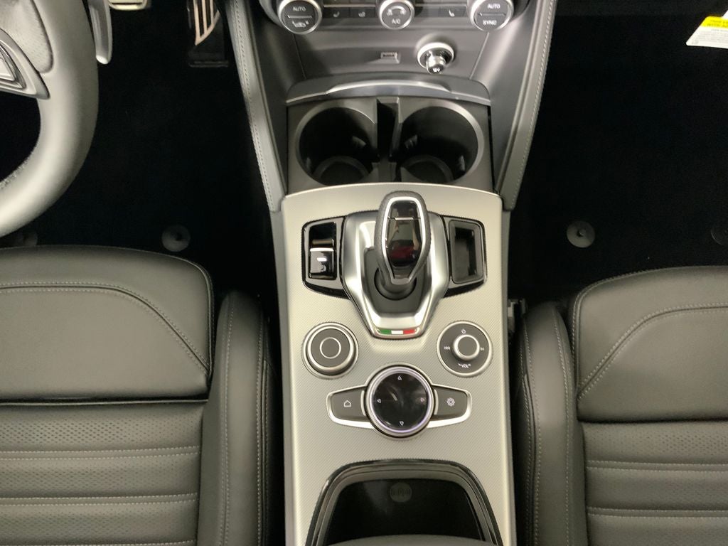 2026 Alfa Romeo Stelvio Veloce