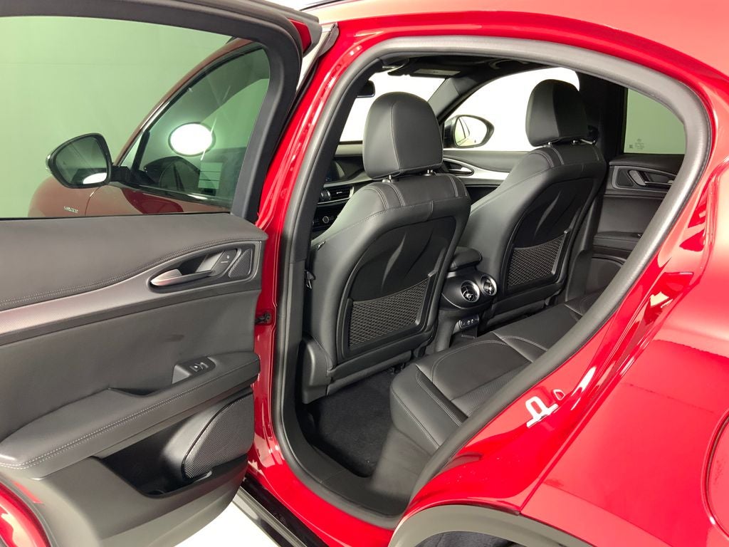 2026 Alfa Romeo Stelvio Veloce