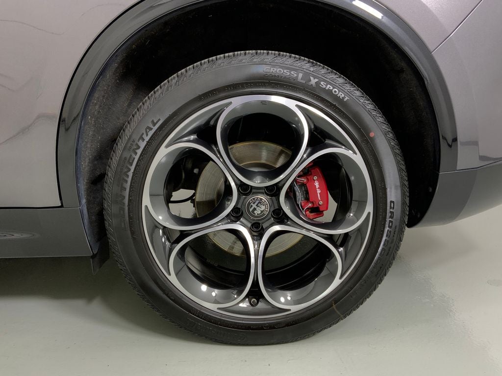 2025 Alfa Romeo Stelvio AWD