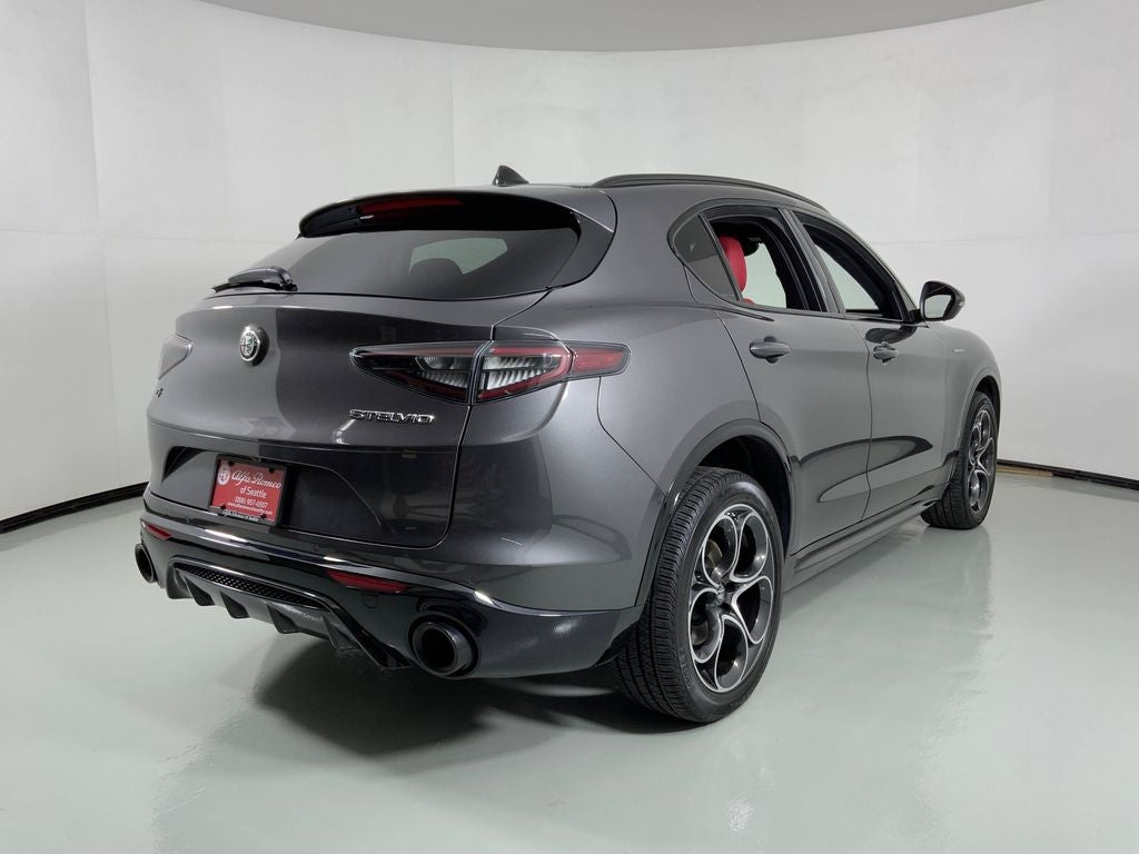 2025 Alfa Romeo Stelvio AWD