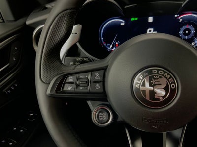 2025 Alfa Romeo Stelvio AWD