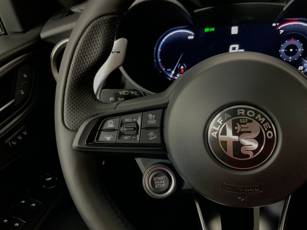 2025 Alfa Romeo Stelvio AWD