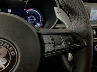 2025 Alfa Romeo Stelvio AWD