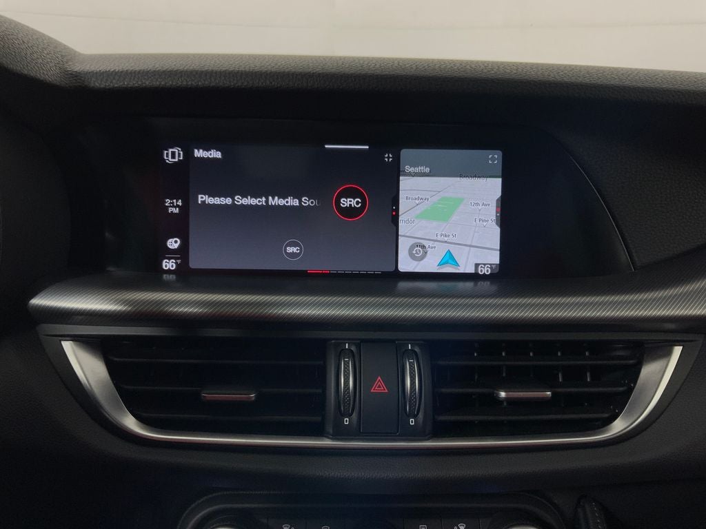 2025 Alfa Romeo Stelvio AWD