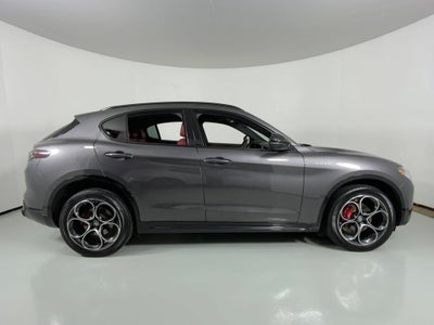 2025 Alfa Romeo Stelvio AWD
