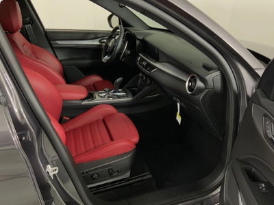 2025 Alfa Romeo Stelvio AWD