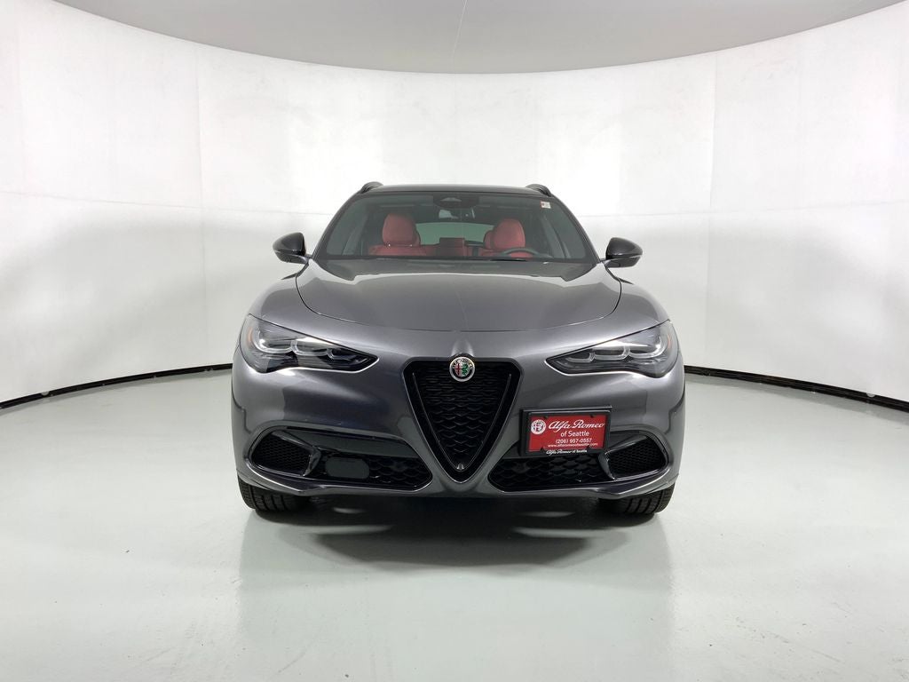 2025 Alfa Romeo Stelvio AWD
