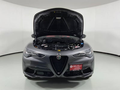 2025 Alfa Romeo Stelvio AWD