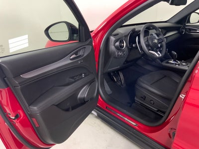 2025 Alfa Romeo Stelvio AWD