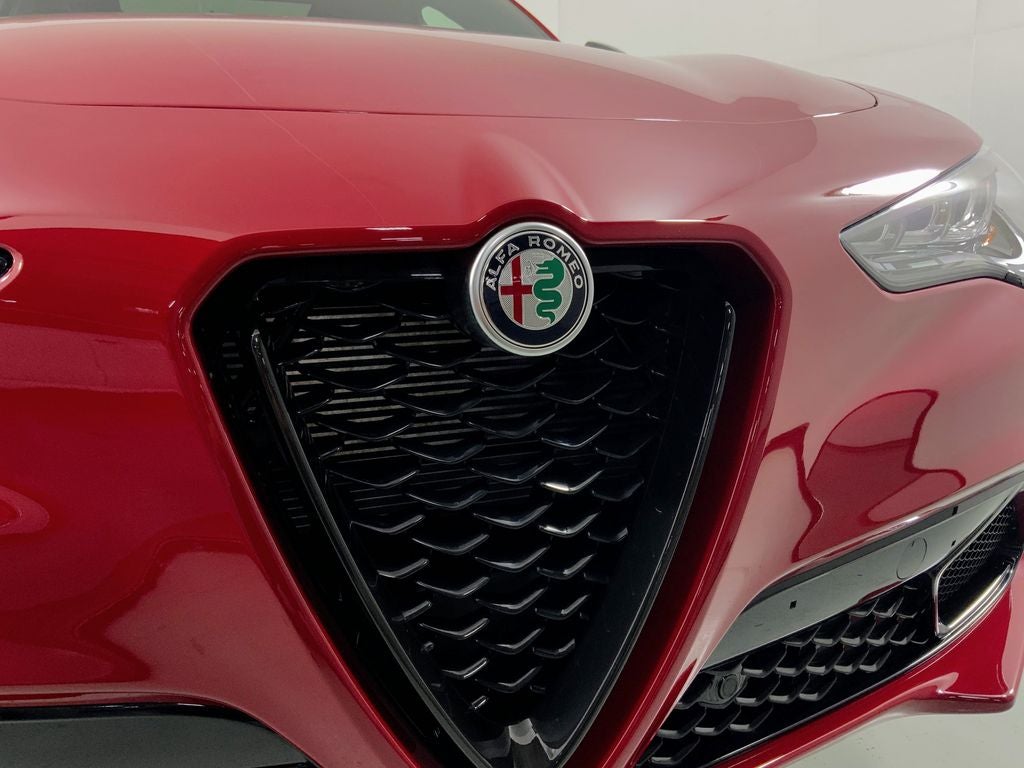 2025 Alfa Romeo Stelvio AWD