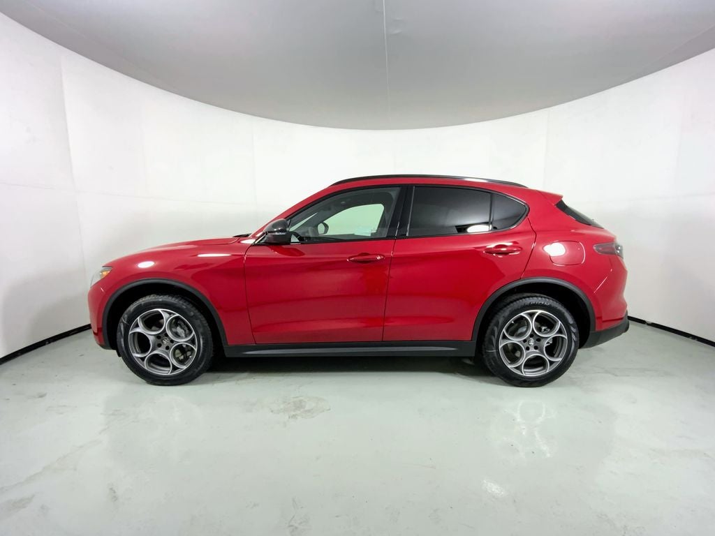2025 Alfa Romeo Stelvio AWD