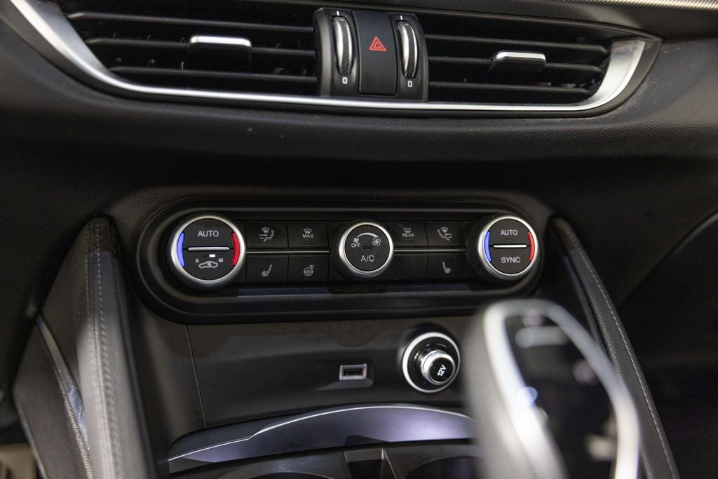 2023 Alfa Romeo Stelvio Veloce