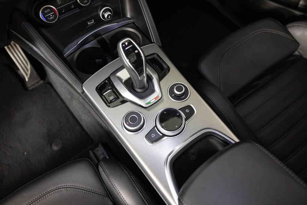 2023 Alfa Romeo Stelvio Veloce