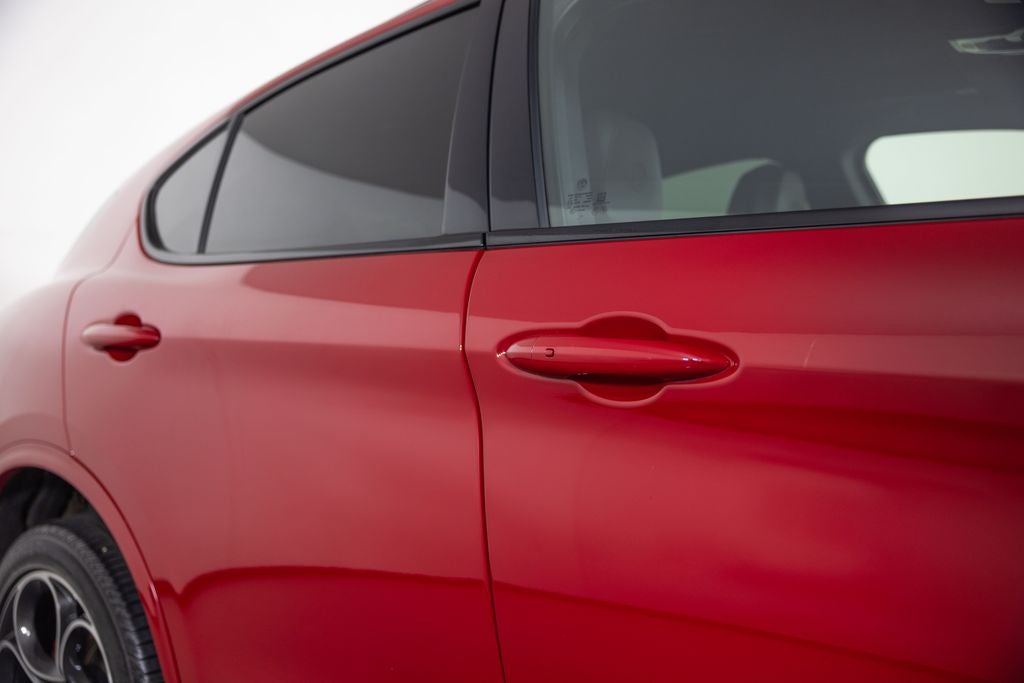 2023 Alfa Romeo Stelvio Veloce