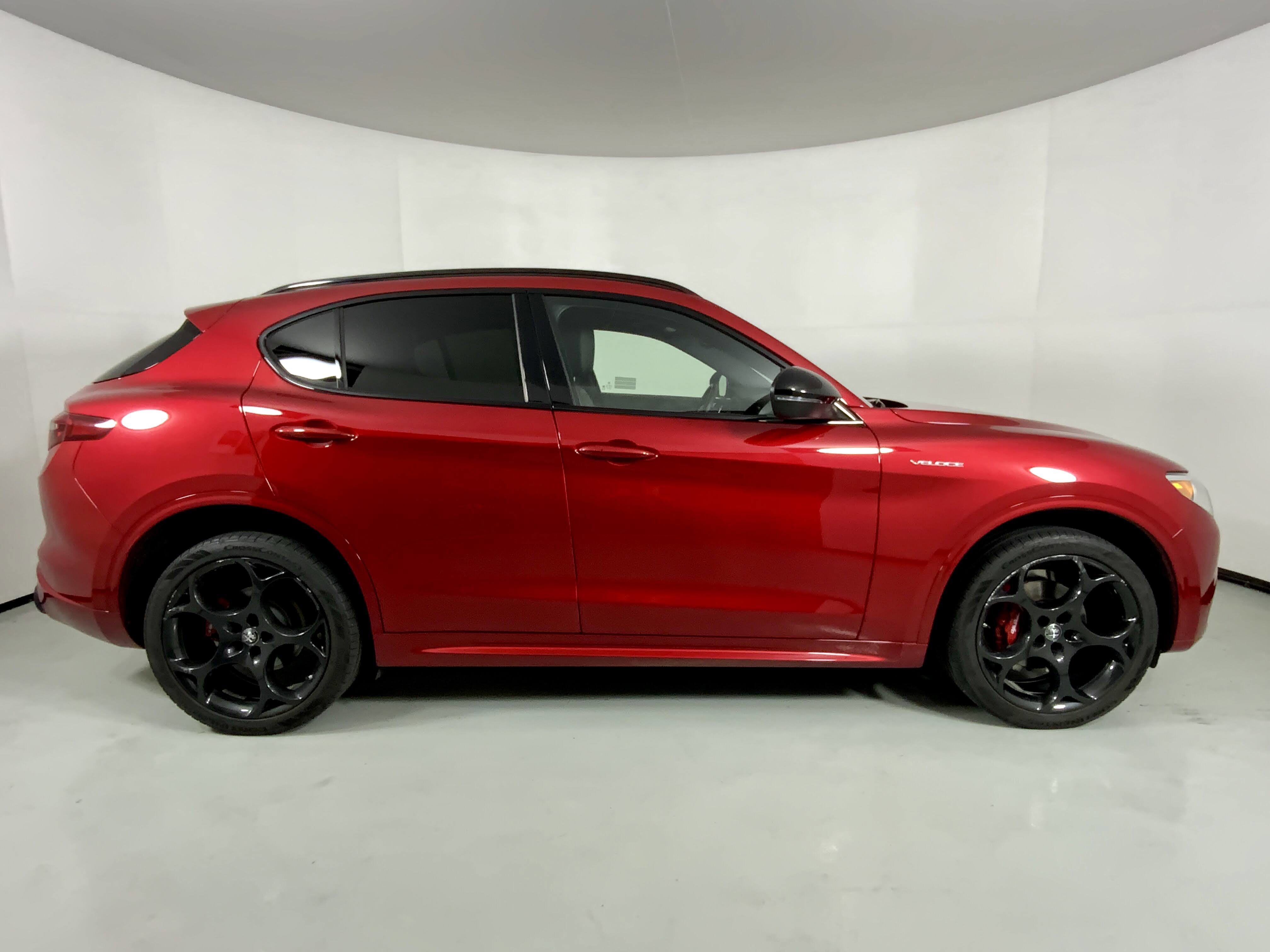 2023 Alfa Romeo Stelvio Veloce