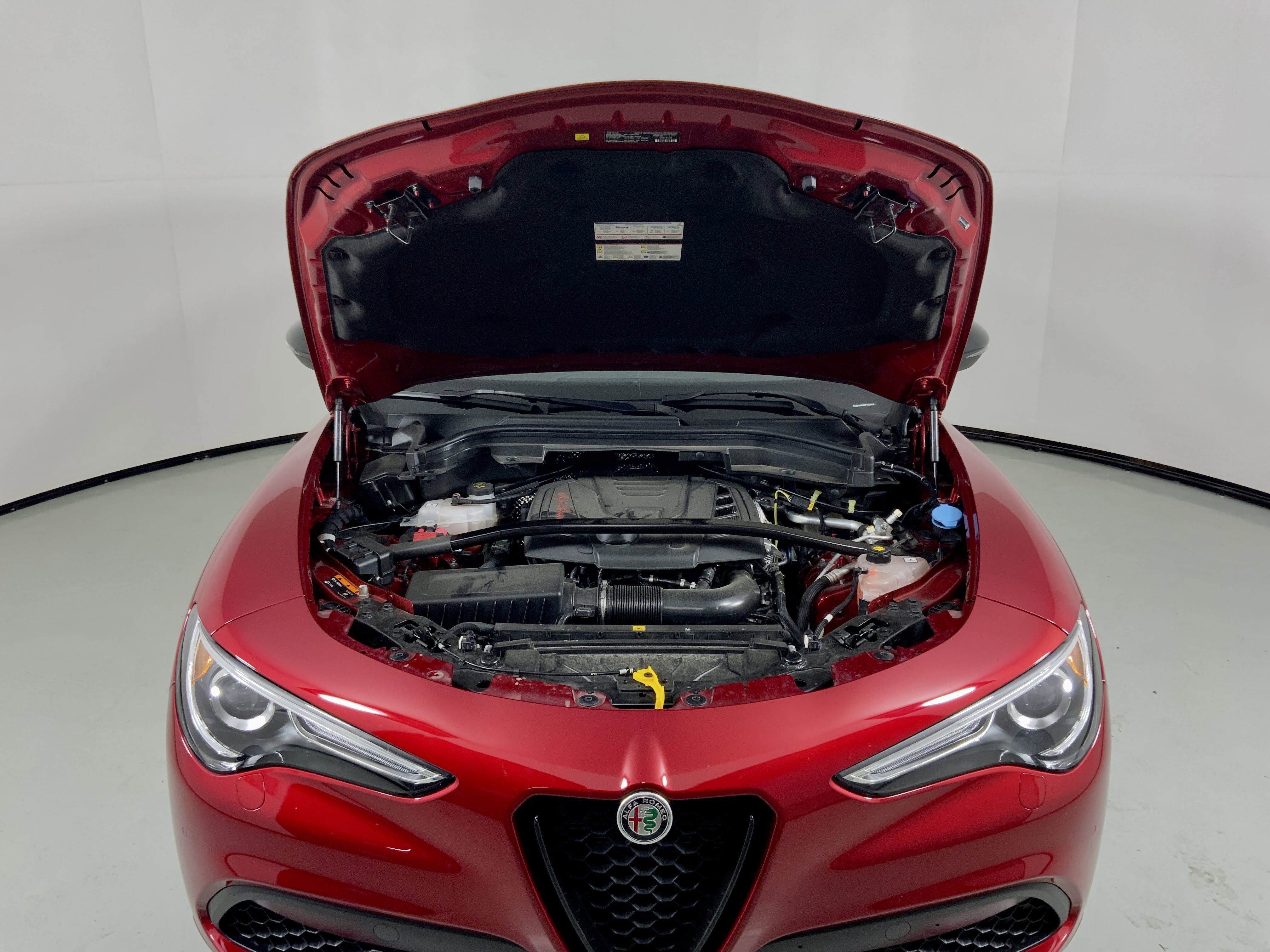 2023 Alfa Romeo Stelvio Veloce