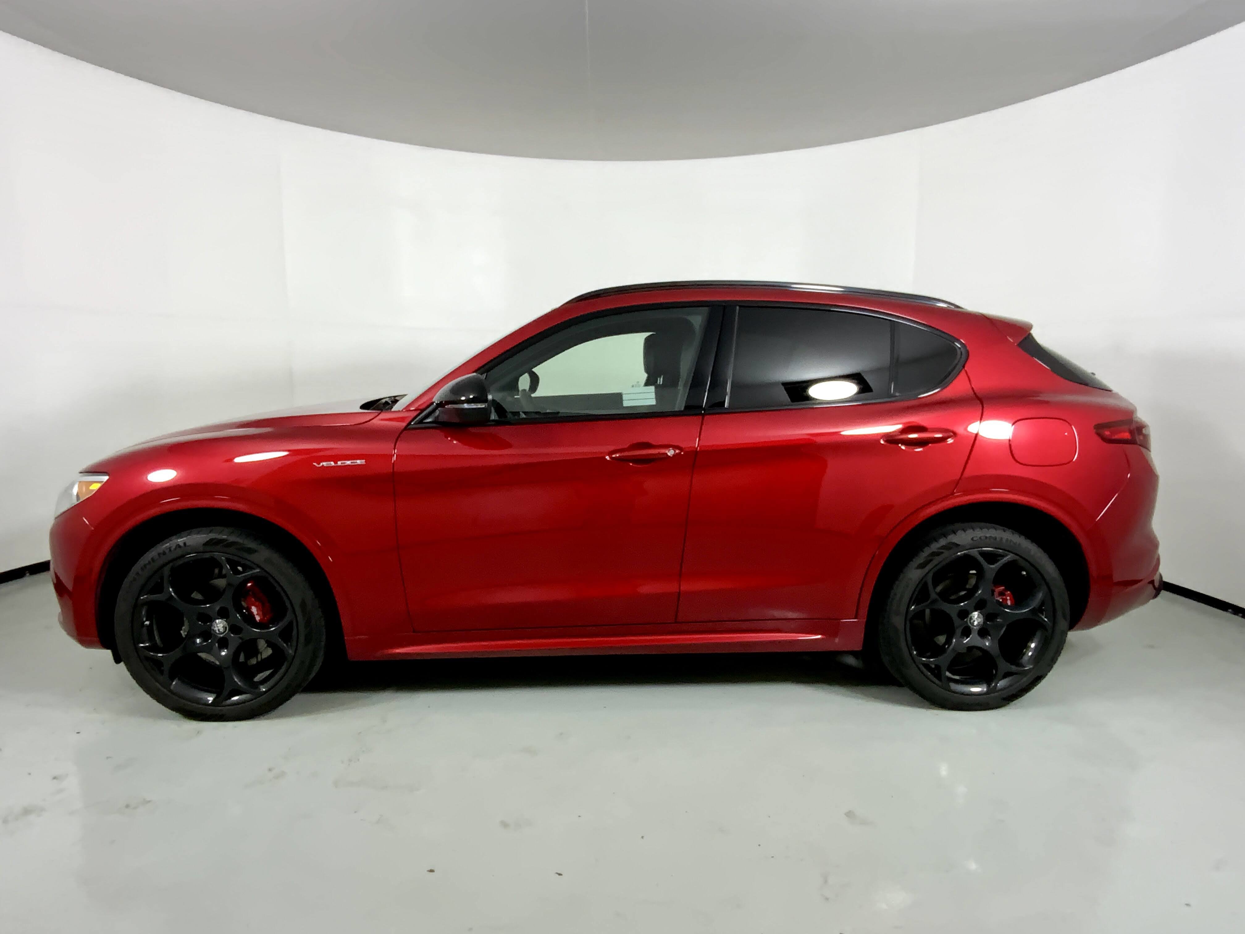 2023 Alfa Romeo Stelvio Veloce