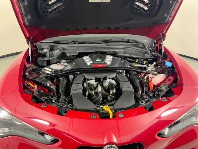 2024 Alfa Romeo Stelvio Quadrifoglio