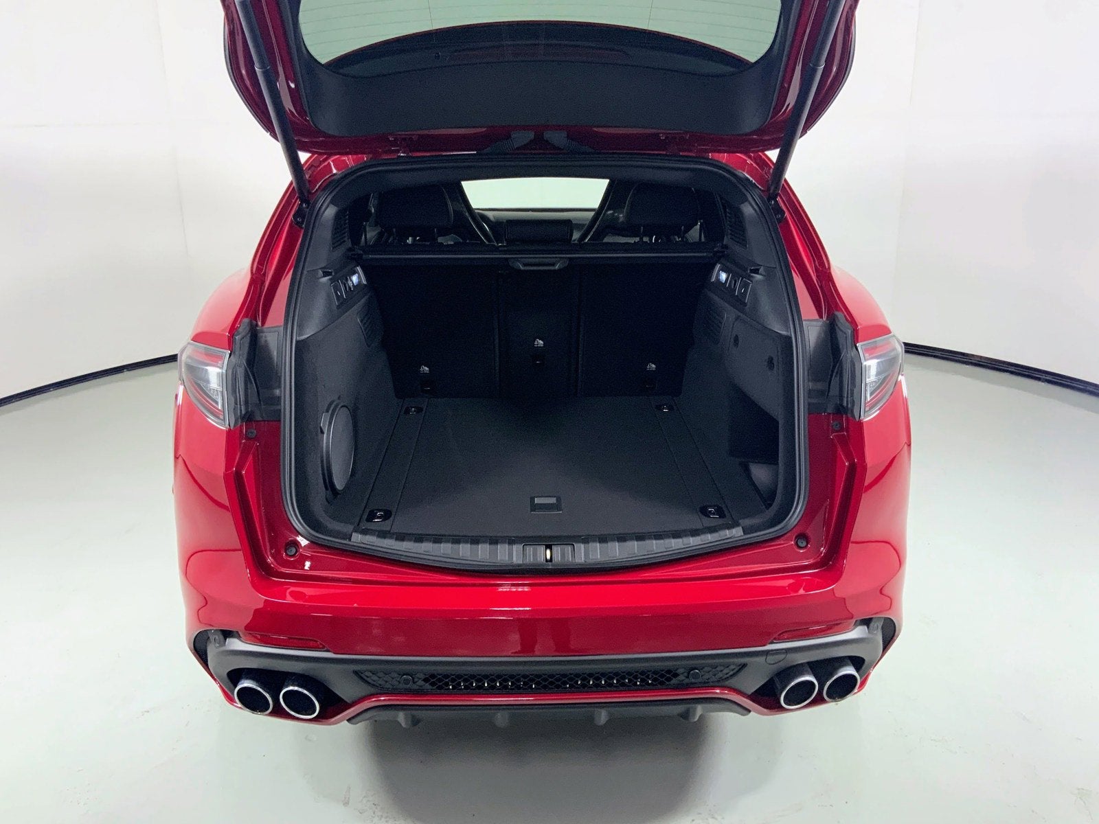 2024 Alfa Romeo Stelvio Quadrifoglio