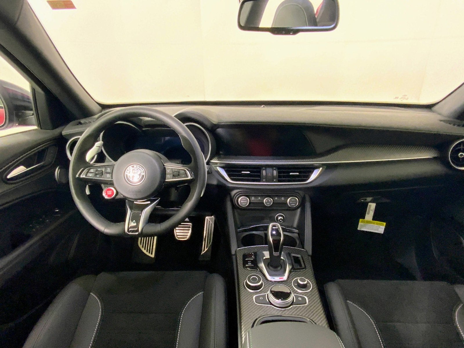 2024 Alfa Romeo Stelvio Quadrifoglio