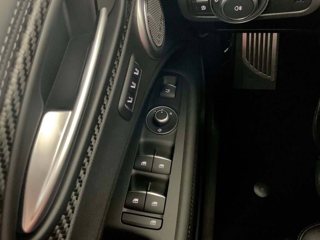 2024 Alfa Romeo Stelvio Quadrifoglio Carbon