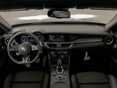 2024 Alfa Romeo Stelvio Quadrifoglio Carbon