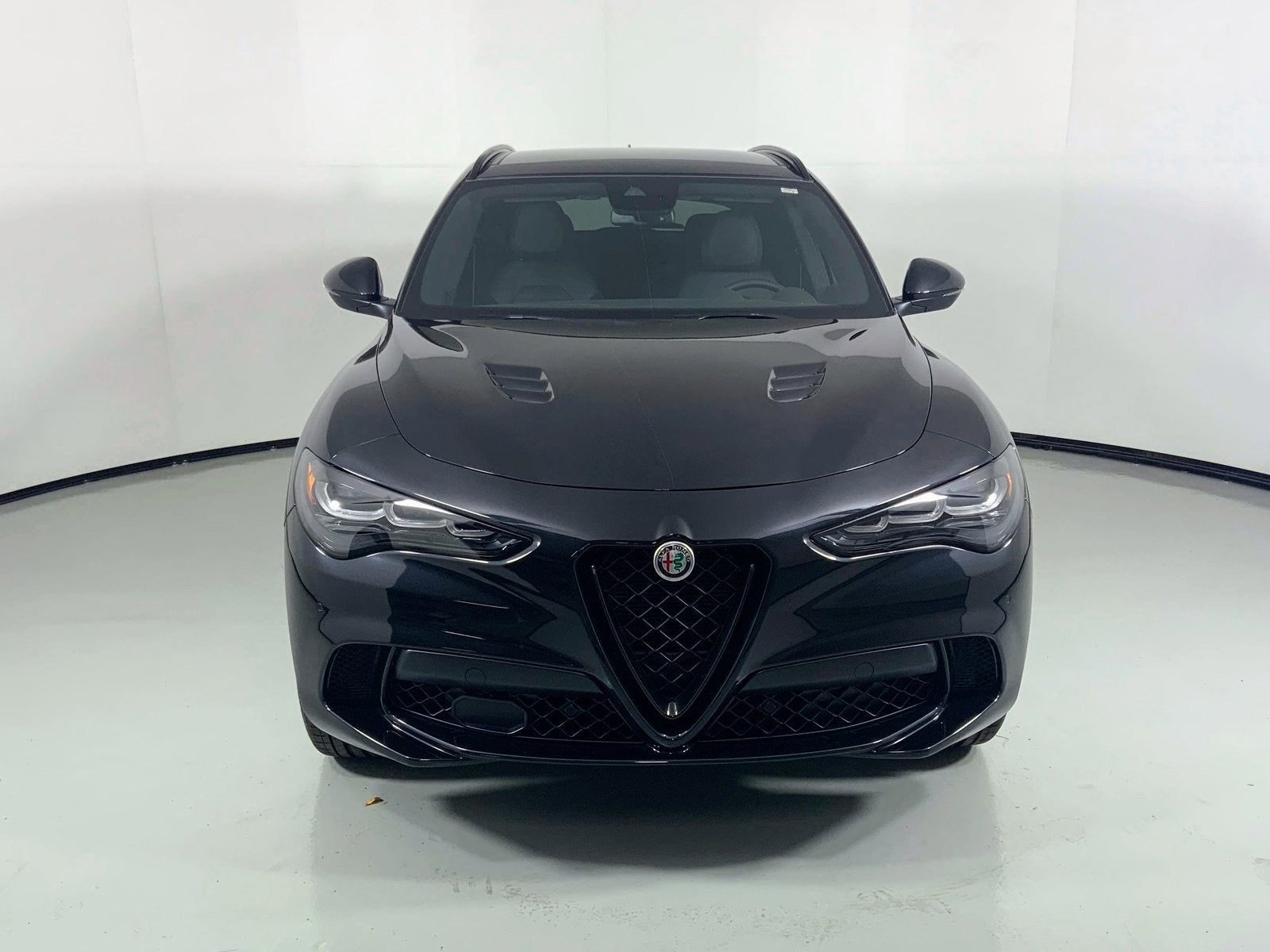 2024 Alfa Romeo Stelvio Quadrifoglio