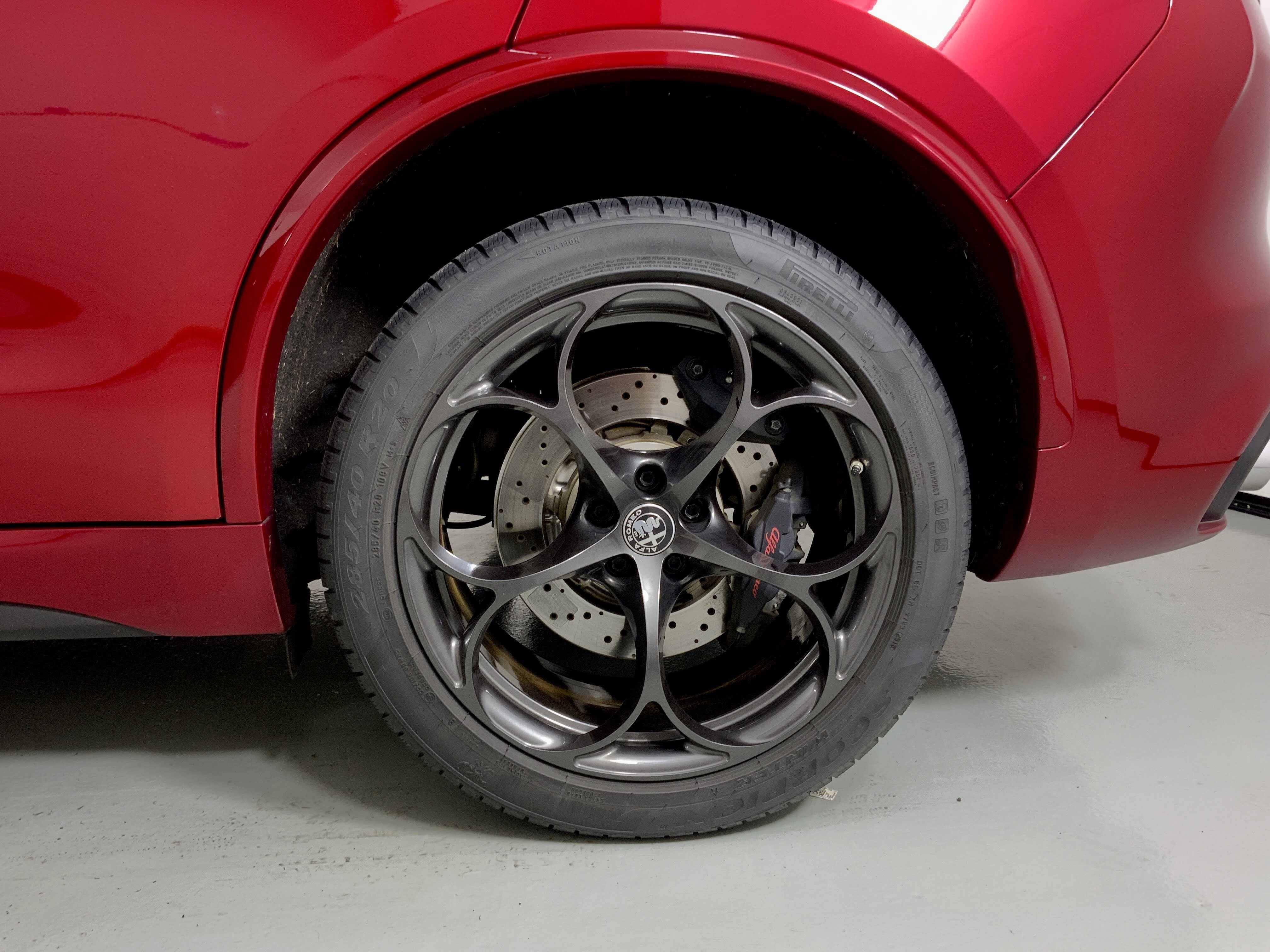 2024 Alfa Romeo Stelvio Quadrifoglio