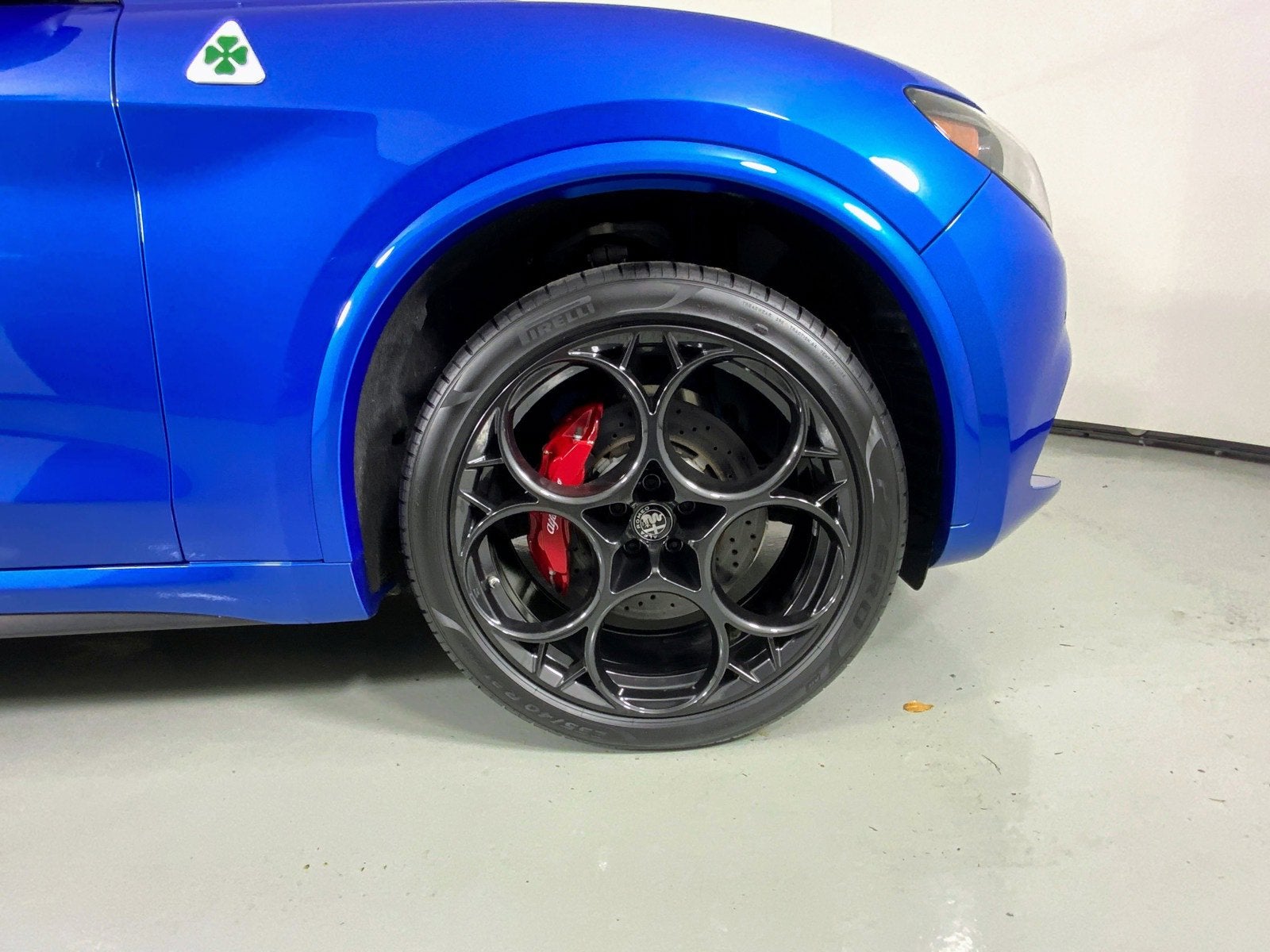 2024 Alfa Romeo Stelvio Quadrifoglio