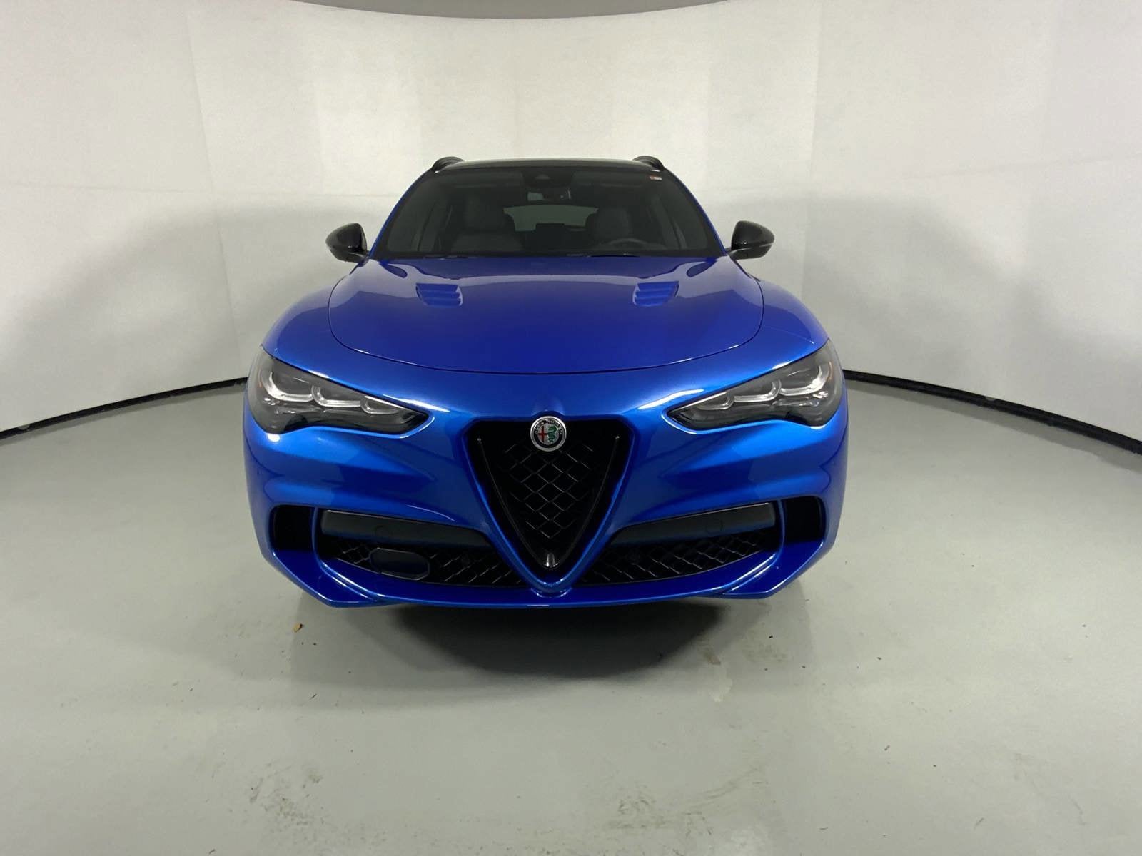 2024 Alfa Romeo Stelvio Quadrifoglio