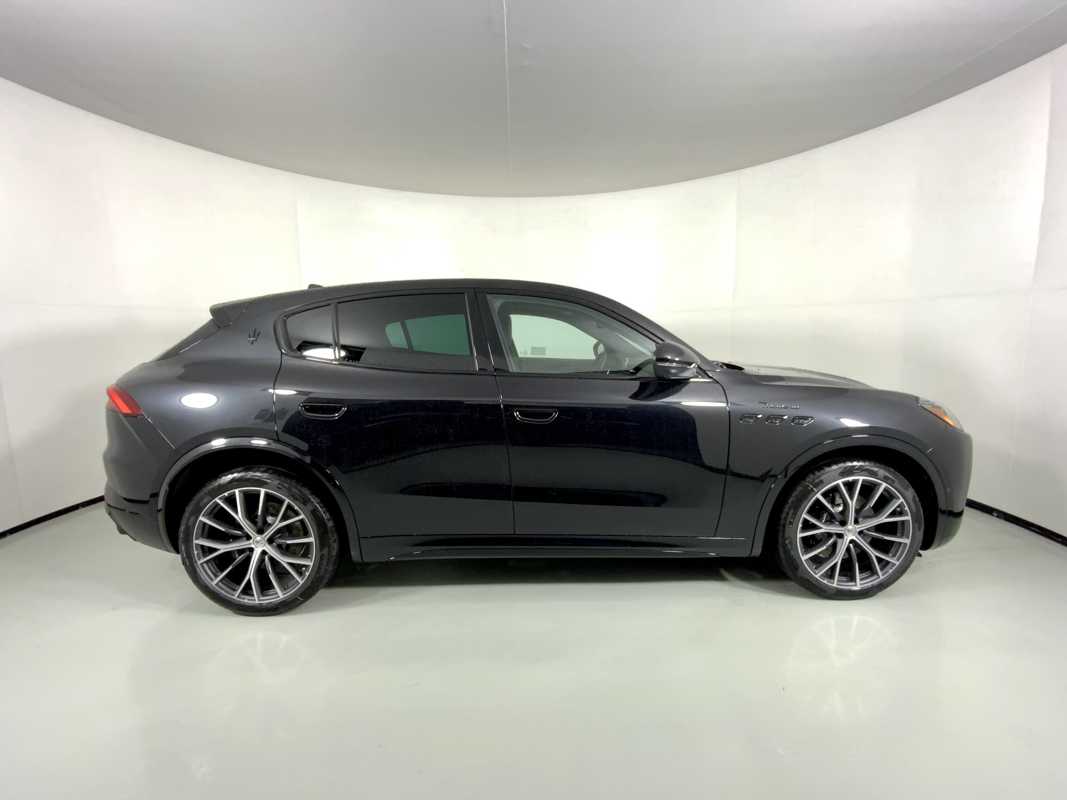 2026 Maserati Grecale Modena