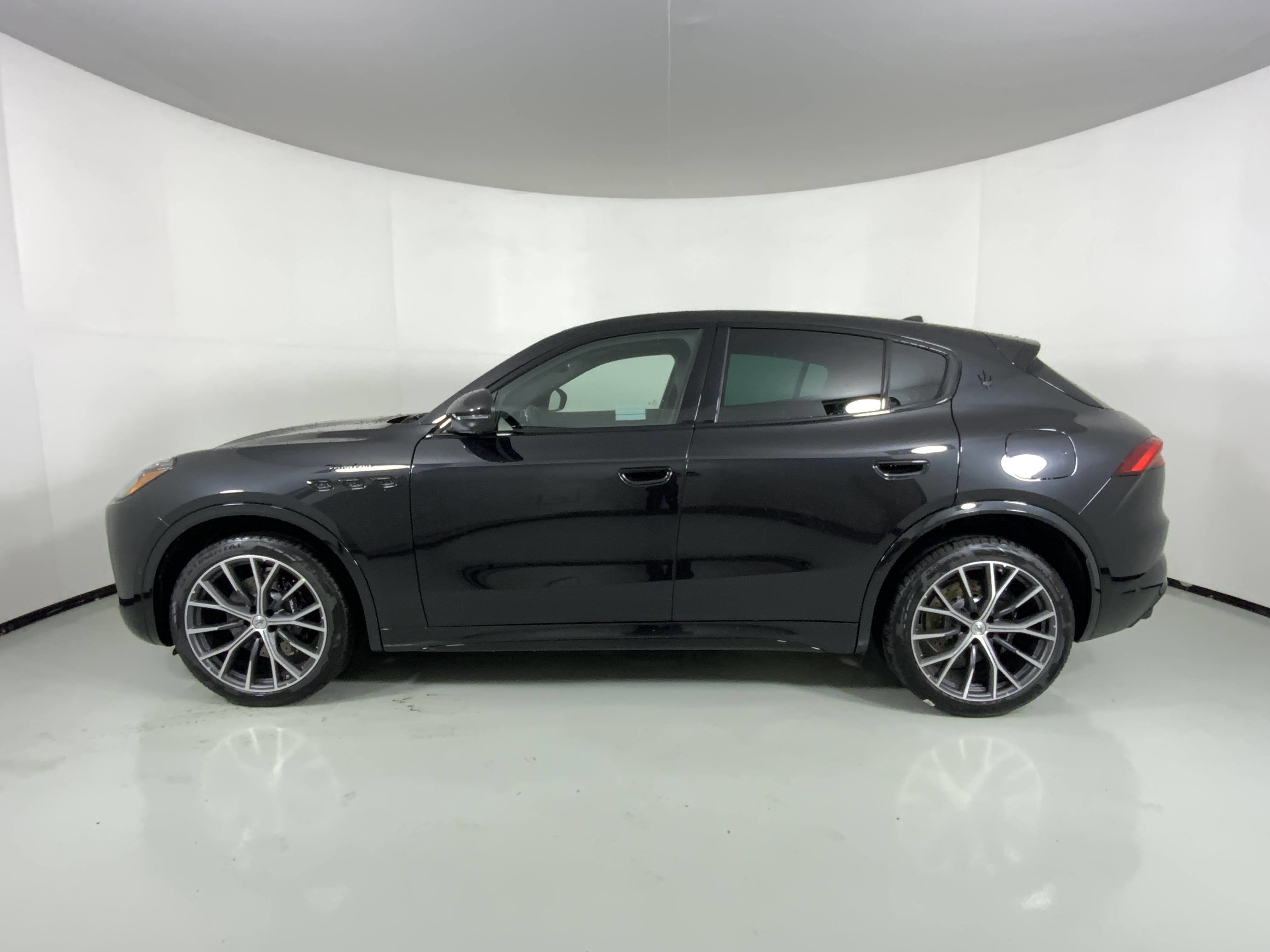 2026 Maserati Grecale Modena