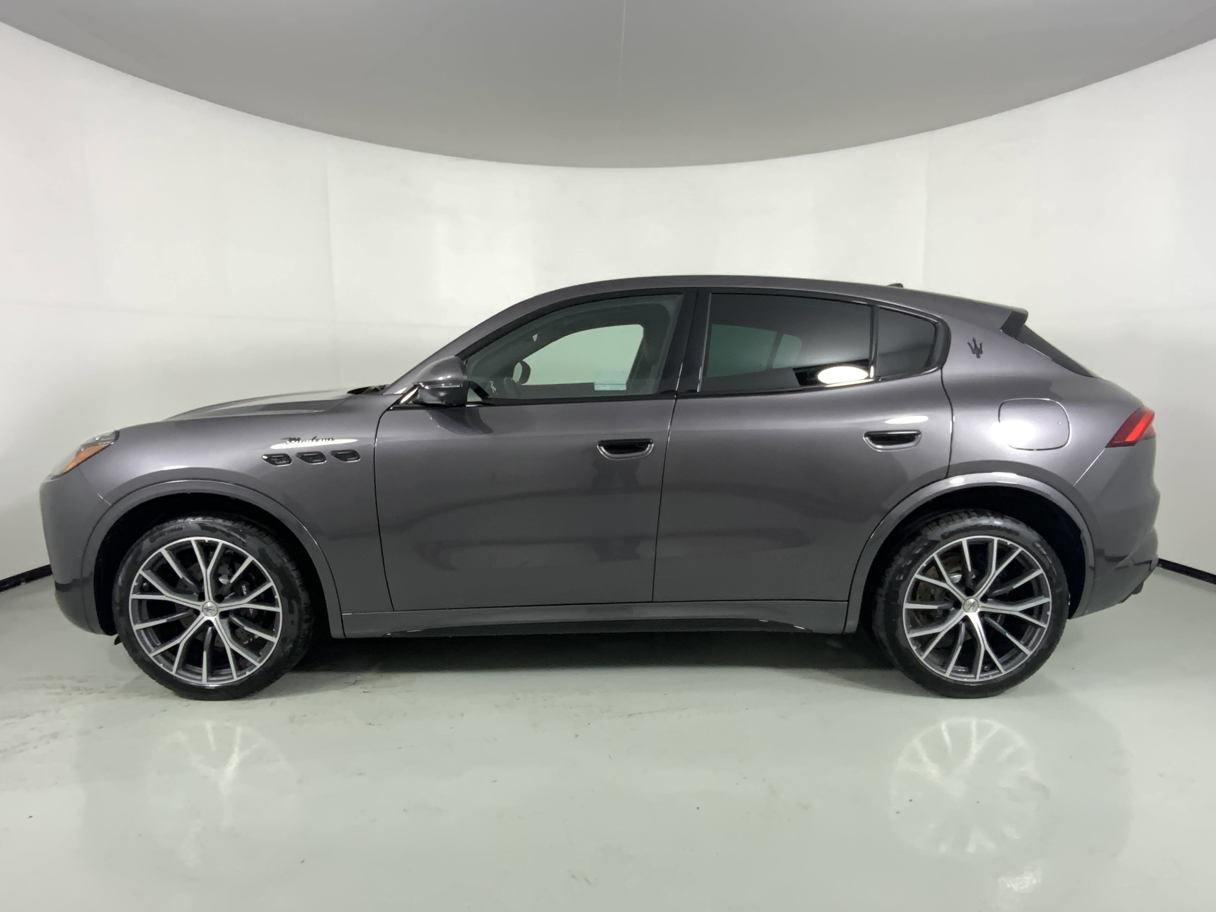 2026 Maserati Grecale Modena