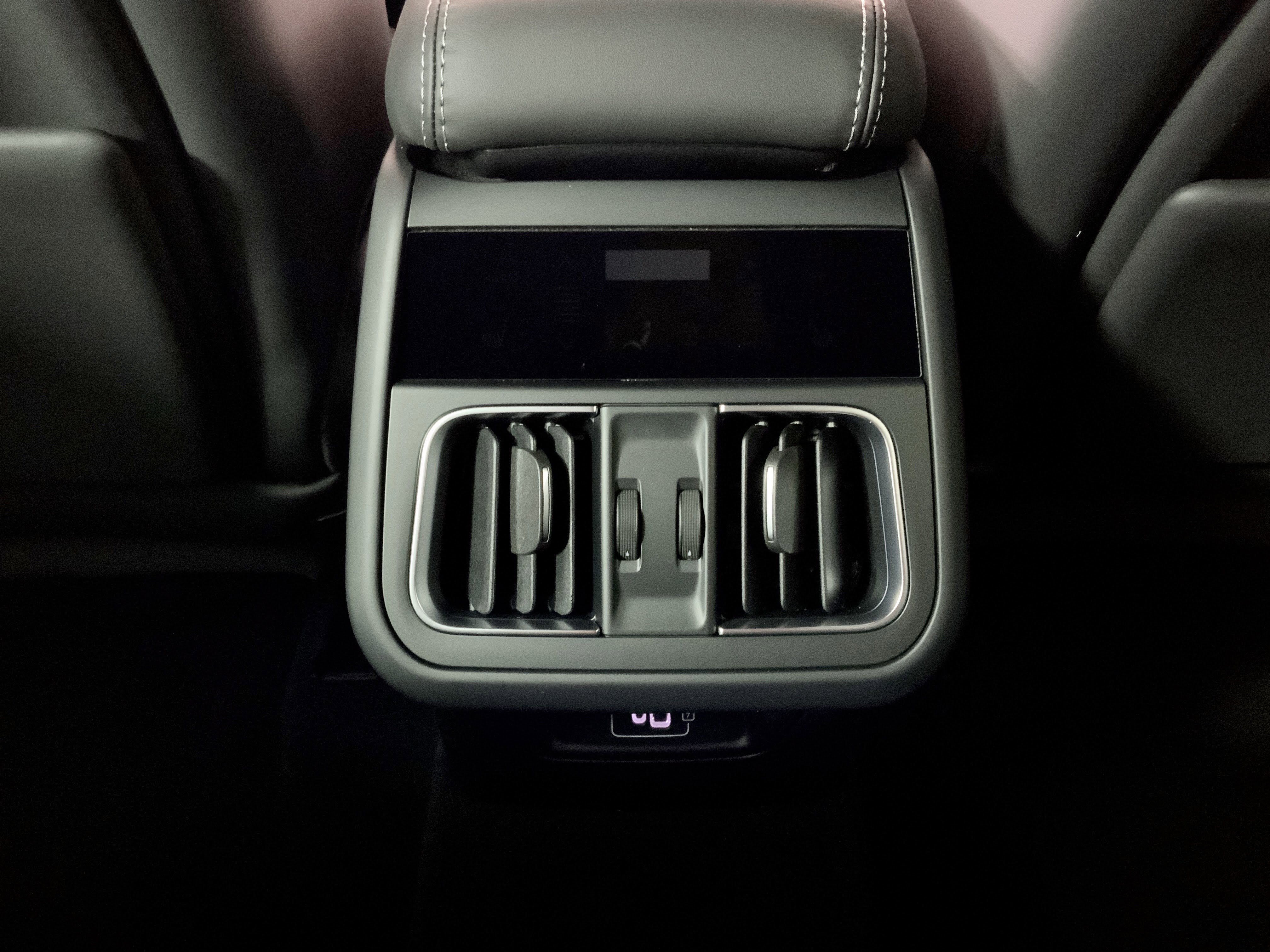 2026 Maserati Grecale Modena